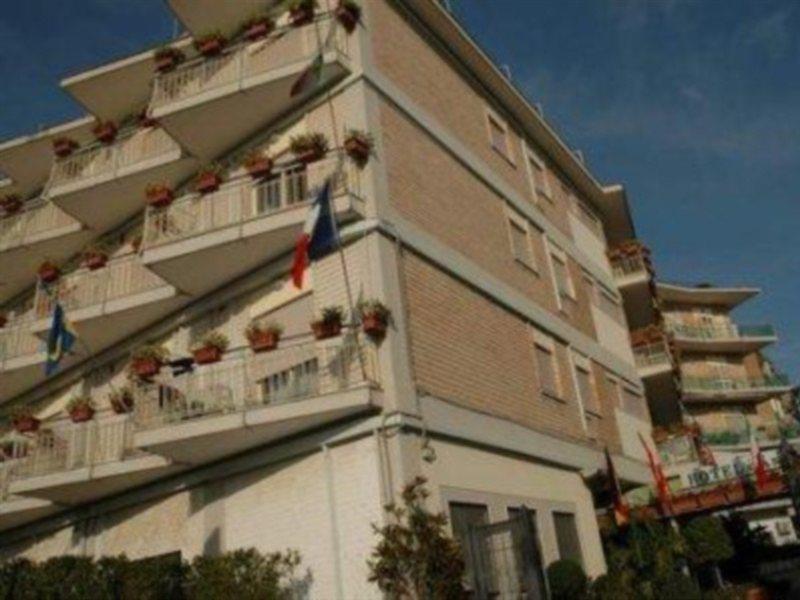 Hotel San Paolo Neapel Exteriör bild